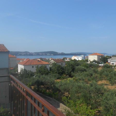 Apartment Luka Trogir Exterior photo