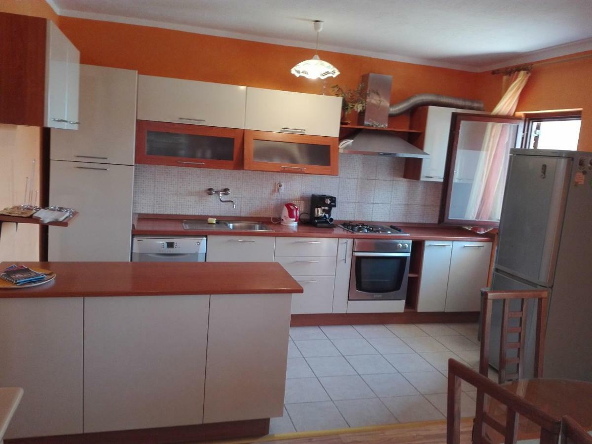 Apartment Luka Trogir Exterior photo