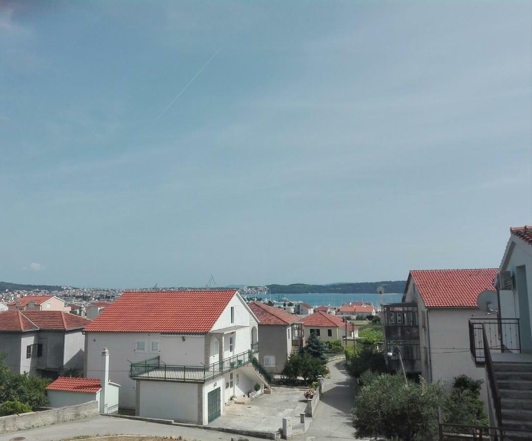 Apartment Luka Trogir Exterior photo